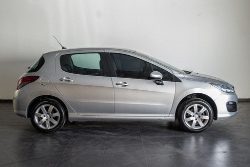 Imagen 4 de 21 de Peugeot 308 2018 1.6 Allure Hdi 115cv Ac449 Nv