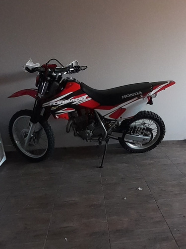 Imagen 2 de 6 de Honda Xr 250 Tornado