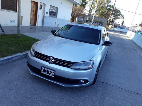 Volkswagen Vento 2.0 Advance 115cv 2011