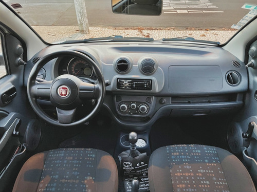 Imagem 9 de 12 de Fiat Uno Vivace 1.0 2015