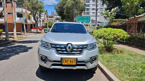 Renault Alaskan 2.5 Intens