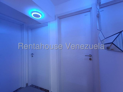 Apartamento En Venta Amoblado Urb San Isidro Maracay 25-13509 Apd