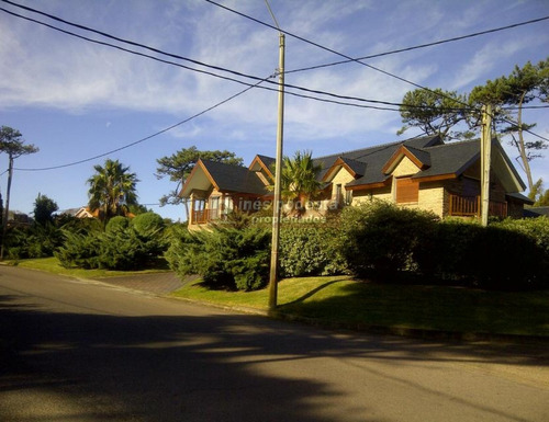 Espectacular Casa En Mansa- Ref: 5327