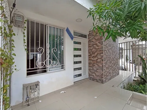 Casa En Venta En Los Almendros, Soledad