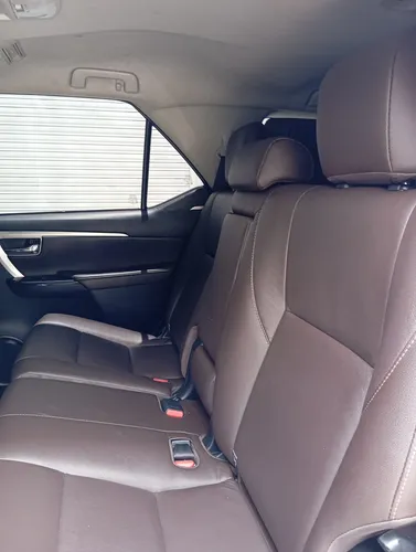 Toyota Fortuner Srv 2.7 Aut 7p