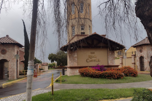 Casa En Real Castell, Tecamac Ap
