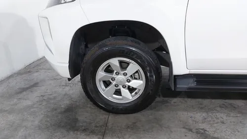 Mitsubishi L200 2.4 GLX GASOLINA