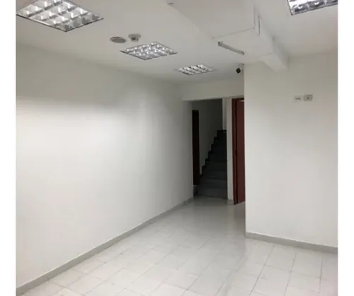 Local En Arriendo/venta En Santa Fe-mártires. Cod A1073024