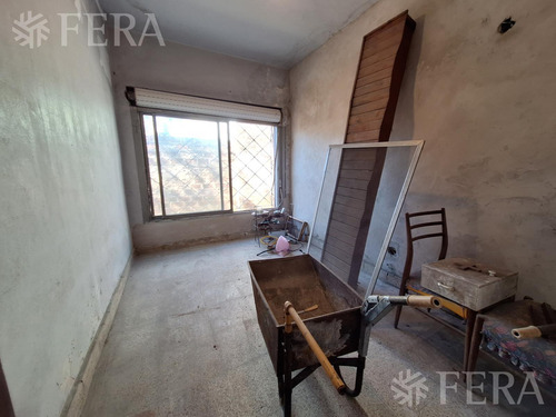 Venta Casa 3 Ambientes Con Patio En Temperley Este