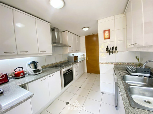 Maravilloso Departamento En Arriendo De 5d-5b. En Vitacura