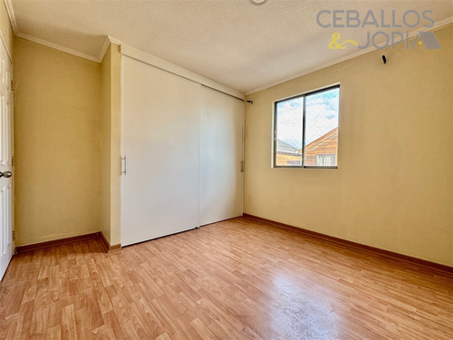 Casa En Venta De 3 Dorm. En Villa Alemana