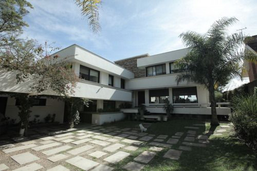 Casa Con Costa Al Lago Ref. 1516