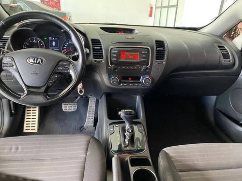 Imagem 8 de 10 de Kia Cerato 1.6 Sx 16v Flex 4p Automático