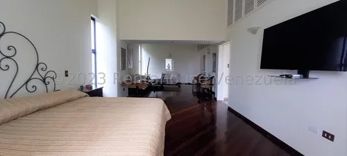 Casa En Venta La Lagunita Lp