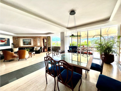 Se Vende Pb 400m2 + 400m2 Terraza 4h+s+e/5b/2p Lomas De Las Mercedes