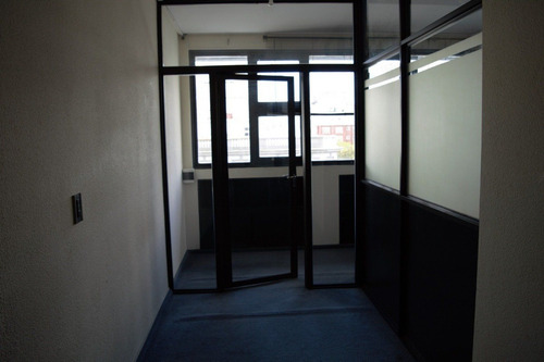 Imagen 8 de 9 de Oficina En Venta En Microcentro