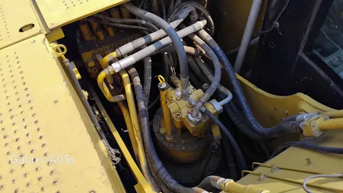 Excavadora Cat 323d Lme