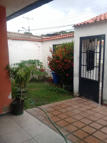 Imagen 3 de 10 de Vendo Bonita Y Comoda Casa En Res. Palo Negro. 04243252273