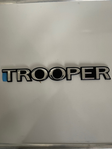 Emblema Trooper Logo Insignia 27,7 X3,5 Cm