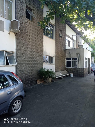 Alugo Galpão Industrial Com 4.495 De Área Fechada, Área De Pirajá, Com Escritorio, Almoxarifados, Copa, Banheiros, Sub Estação. - L994 - 69282007
