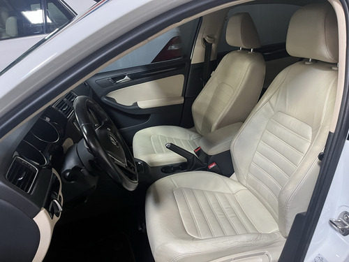 Volkswagen Jetta 2.0 Tsi Highline (mx) 4p