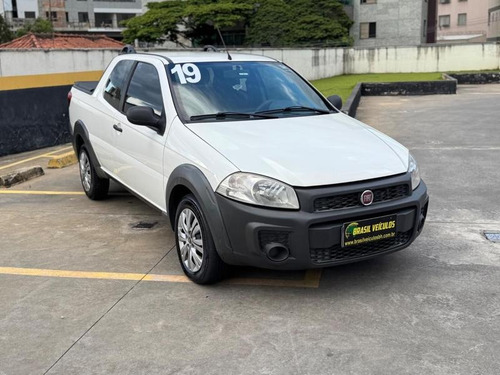 Fiat Strada 1.4 Hard Working Cab. Dupla Flex 3p