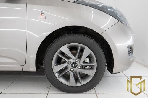 Imagem 9 de 15 de Hyundai Hb20 S Comfort 1.6 2019 Prata