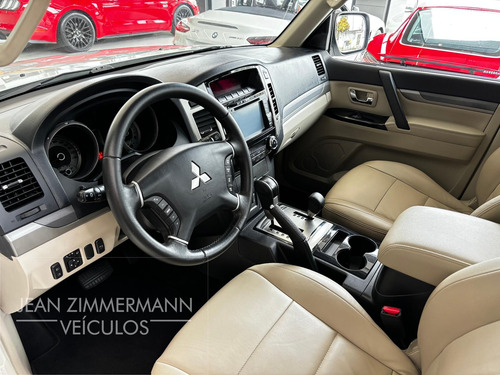 Mitsubishi Pajero Full HPE Full 3.2 4x4 T.I.Dies. 5p Aut