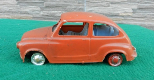 F-antiguo Fiat 600 Sanz A Fricción De Juguete De Plástico