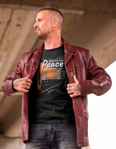 Playera World Peace | Hombre Con Estampado Digital