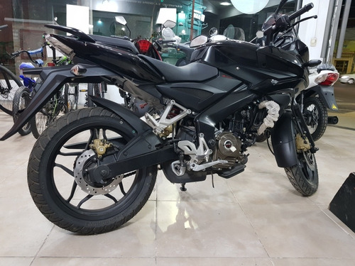 Imagen 3 de 15 de Bajaj Rouser As 200
