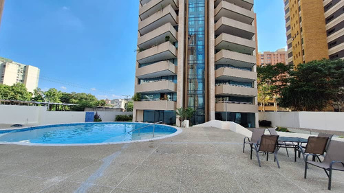 Espectacular Apartamento En Venta Urb. Valle Blanco 