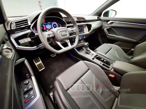 Audi Q3 2.0 40 TFSI GASOLINA PERFORMANCE BLACK PLUS QUATTRO TIPTRONIC