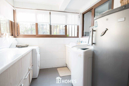 Imagen 20 de 27 de Increíble Casa Mediterránea En Venta En Las Condes