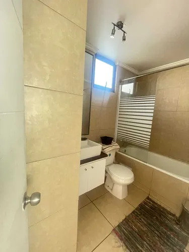 Amoblado Depto En Primer Piso Arriendo (99866)