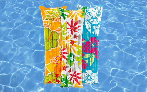 Imagen 3 de 8 de Colchoneta Flotador Inflable Agua Estampada Intex 23918/9 Mm