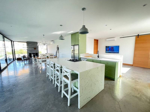 Imagen 4 de 25 de Amplia Casa En Venta Sector Exclusivo Chicureo