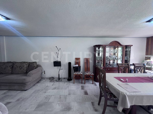 Venta De Casa Colonia Carretas Querétaro