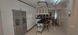 Imagen 16 de 16 de Casa En Venta En Santa Sofia 22-28635 Ymanol E. 0414 3227631