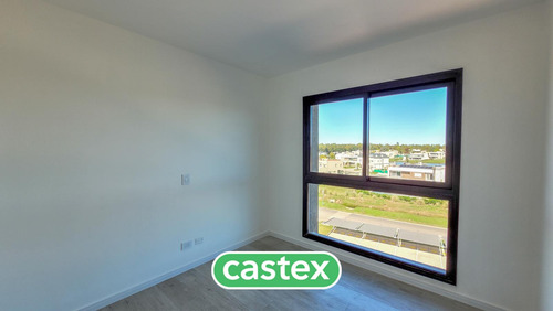 Departamento De Dos Ambientes En Venta En Canning, Terralagos