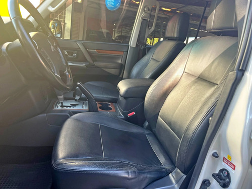 Mitsubishi Pajero Full 3.2 HPE 4X4 16V TURBO INTERCOOLER DIESEL 4P AUTOMÁTICO