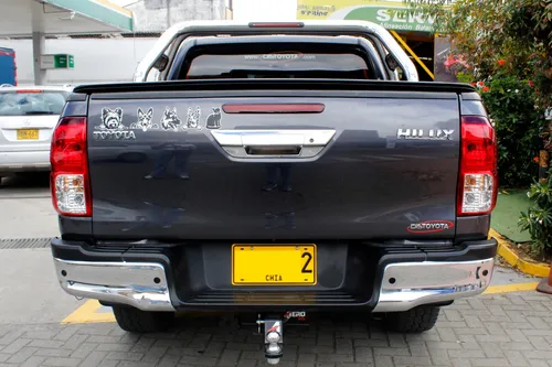 Toyota Hilux 2.4 Mt Diesel 4x4