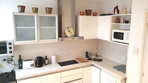 Imagen 5 de 22 de Las Cañitas - Impecable Duplex Dos Ambientes Reciclado