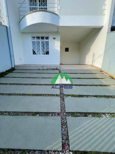 Imagem 2 de 30 de Triplex Mobiliado E Super Bem Localizado! - So1613