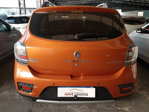 Imagen 8 de 15 de Renault Sandero Stepway 2017 1.6 Privilege 105cv Ab395 Lum