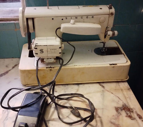 Maquina De Coser Singer Usada 666