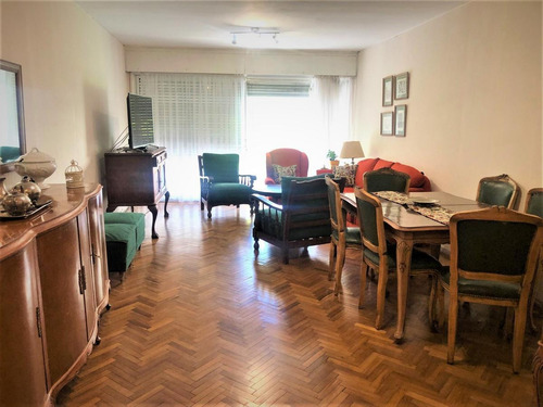 Imagen 2 de 15 de Venta Apartamento Centro Tres Dormitorios Serv Patio Terraza