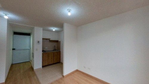 Amaro - Apartamento En Venta En Ricaurte, Los Mártires 35m² 3hab 1baño 2do Piso