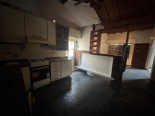 Casa En Venta, San Fernando, Vias Del Tres De La Costa Hacia El Rio