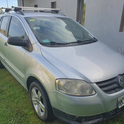 Volkswagen Suran 1.6 I Trendline 90b 2009